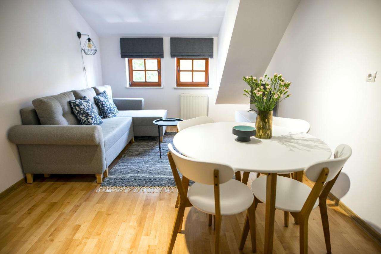 Apartamenty Centrum Biskupiec Biskupiec  Buitenkant foto